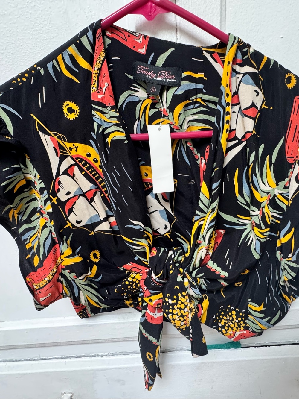 Trashy Diva Pirates Black Tropical Tie-Front Women’s Top